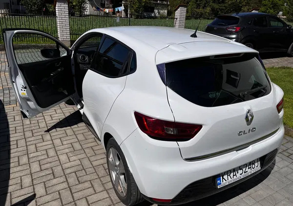 samochody osobowe Renault Clio cena 38800 przebieg: 68000, rok produkcji 2016 z Skawina